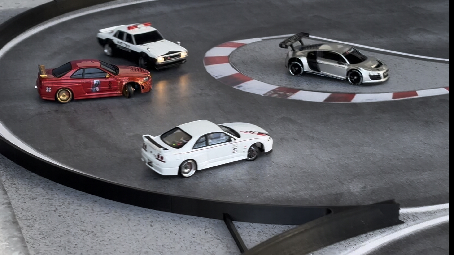 Mini RC Drift 1/24 Skyline Party смотреть онлайн