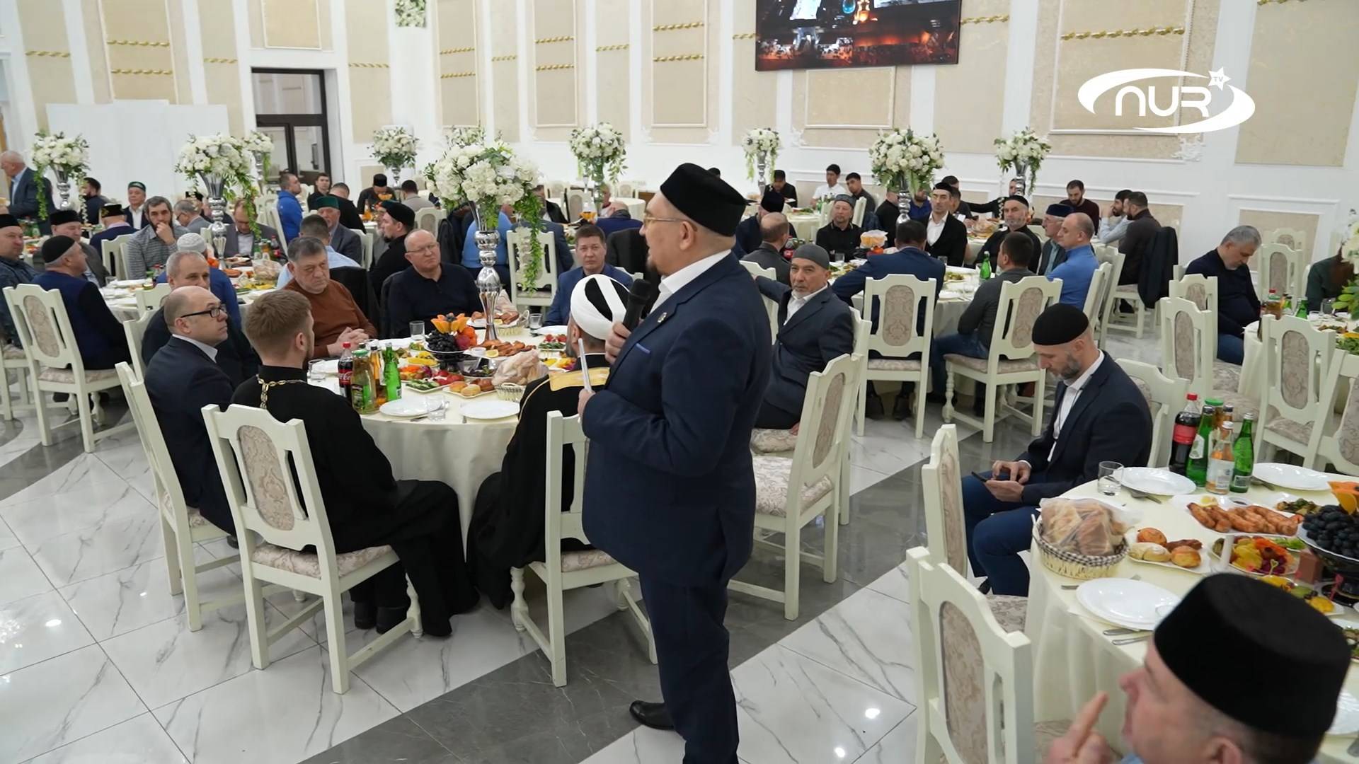 МУФТИИ, СВЯЩЕННИК И ДЕПУТАТ. ИФТАР СОБРАЛ ВСЕХ ВМЕСТЕ!