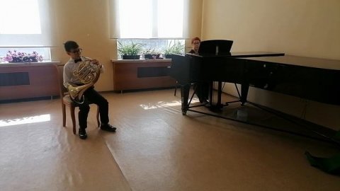 VID_20250315_132156.mp4