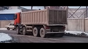 КамАЗ 5042, SCANIA p380.