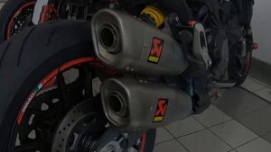 Ducati Monster 937 Stock VS Akrapovic Slip-on (Part 1)
