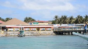 Паром с острова Боракай в порт Катиклан