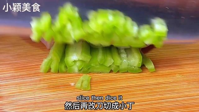 【小穎美食】萬萬沒想到，土豆絲加雞蛋這麼好吃，簡單又美味，出鍋太香了