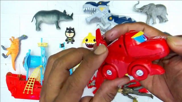 Hunting found jurassic world evolution 2 Dinosaurs Atrociraptor Babybus Shark Pirate ship