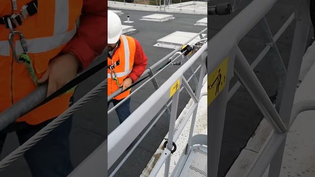 Latchway Fall Protection_220TJ_280TJ смотреть онлайн