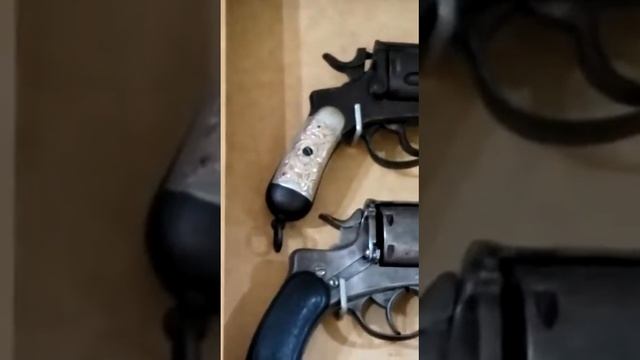 Вы только посмотрите.Вот это сейф!!! смотреть онлайн