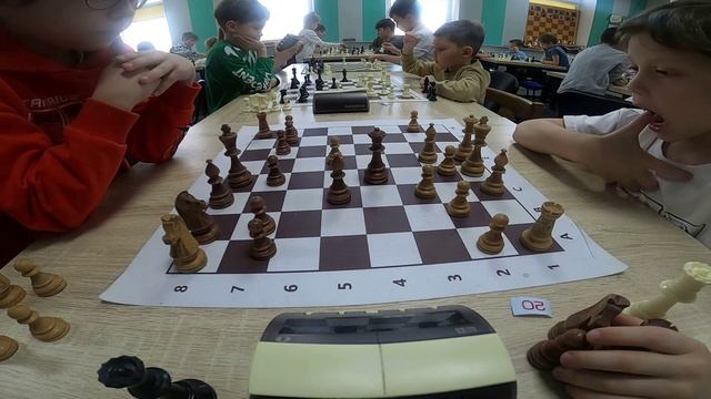 9 тур. Иванов (1144) +