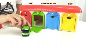 Автобус Тайо и его гараж. Развивающее видео - Учим цвета