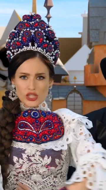 Как тебе такая царевна Забава? #сашапопова #shorts