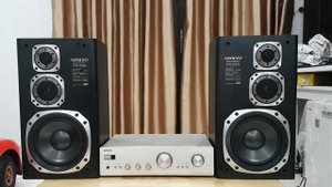 Onkyo PS-55X và amply Onkyo A-9211 bas đập rung nhà!