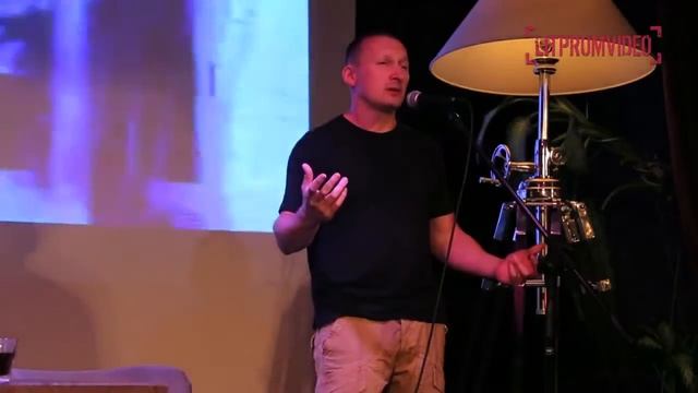 Саша Штирлиц "Про двоюродную бабушку" смотреть онлайн