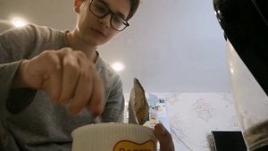 Пробую: картофельное пюре "Ролтон" со вкусом 4 сыра