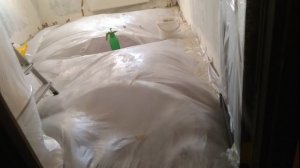 Высушиваю комнату напольным вентилятором!