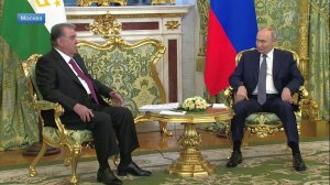 Переговоры Путина и президента Таджикистана Рахмона начались в Кремле