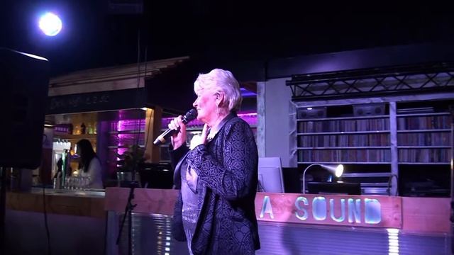 rita young ik leef voor de muziek смотреть онлайн