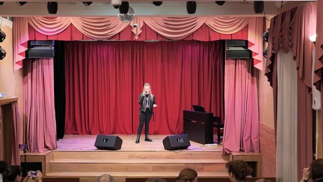 Олеся Тараненко (13 лет) исполняет песню: Going To The Run группы Golden Earring смотреть онлайн