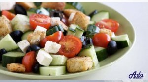 ГРЕЧЕСКИЙ САЛАТ С СУХАРИКАМИ
