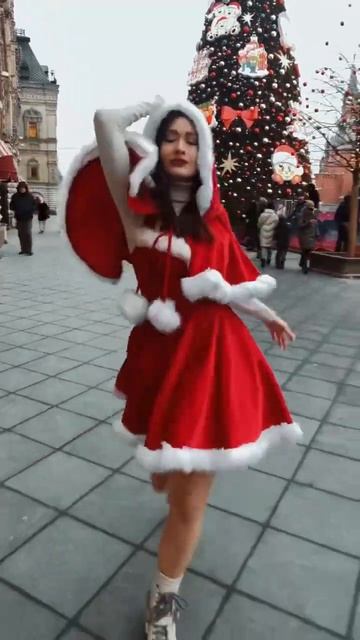 Снегурка жжёт #сашапопова #shorts