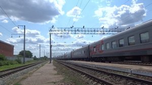 ЭП1-361 с пассажирским поездом №461 Адлер - Уфа