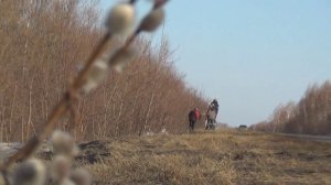 Господа славят дети