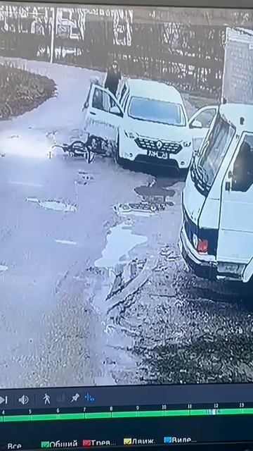 БусикТЦК взял на таран велосипедиста в Харькове!