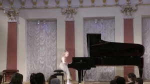 Д. Пирсен "Мышка в мусорном ведре"