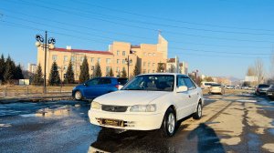 Toyota Corolla, 2000 год