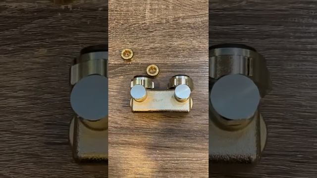 Узел угловой Oventrop Multiflex 3/4-3/4 НР-НГ перепускной нижнего подключения