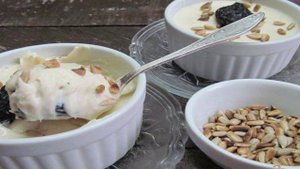 Десерт из чернослива со сметаной
