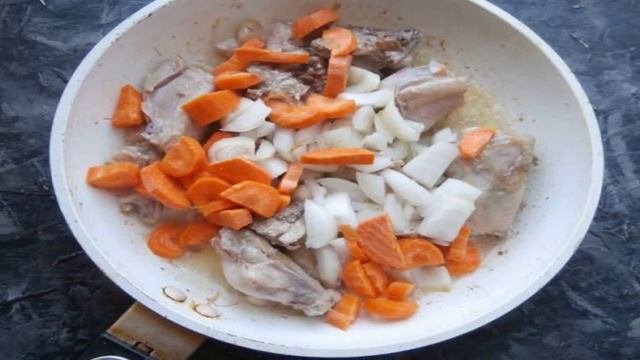 Жаркое по-деревенски на сковороде