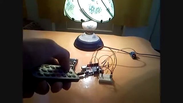 Lighting Control using IR Remote - Arduino смотреть онлайн