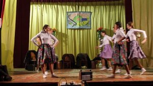 Танцевальный кол-в Серпантин. танец Девчата.