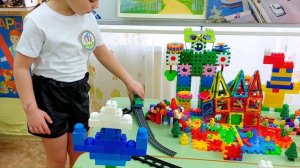 РОБОТ - АТТРАКЦИОН ДЛЯ РАЗВЛЕЧЕНИЯ ДЕТЕЙ