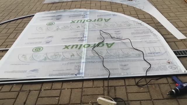 Сборка теплицы своими руками, 1 часть. #теплица #парник #greenhouse #handmade #огород