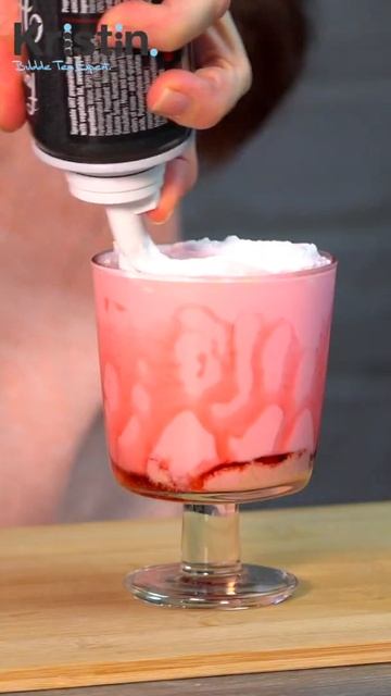 Strawberry Shortcake ~ Bubble Tea Cafe Recipe ~ #SHORTS #strawberrymilk #strawberry  #boba #bobatea