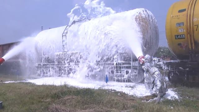 молоді лейтенанти взяли участь у проведенні комплексно-тактичних навчань на залізниці смотреть онлайн