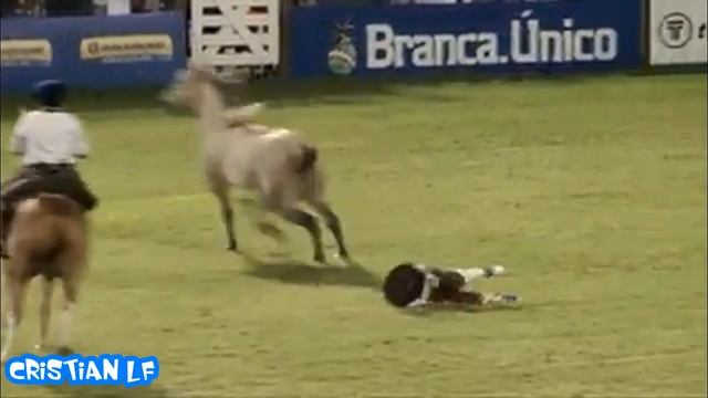 Cárlos Nahuel vs. "La Hormiga" de Leoz - Jesús Maria 2022 | Cristian LF смотреть онлайн