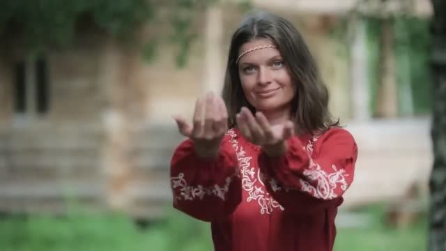 Другая Баба ЯГА - МАТУШКА Ягиня (ЙОГиня) - видеоклип Союза Шадровых 🎬 смотреть онлайн