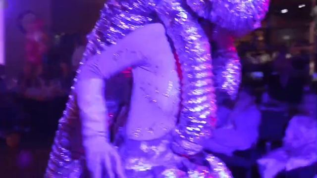 Космическое шоу смотреть онлайн