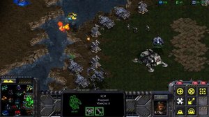 Starcraft Стычка терран против 7 протоссов на карте The Hunters