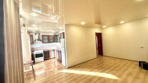 Крупногабаритная двухкомнатная квартира 70.4 м2 с ПРОСТОРНОЙ КУХНЕЙ - ГОСТИНОЙ