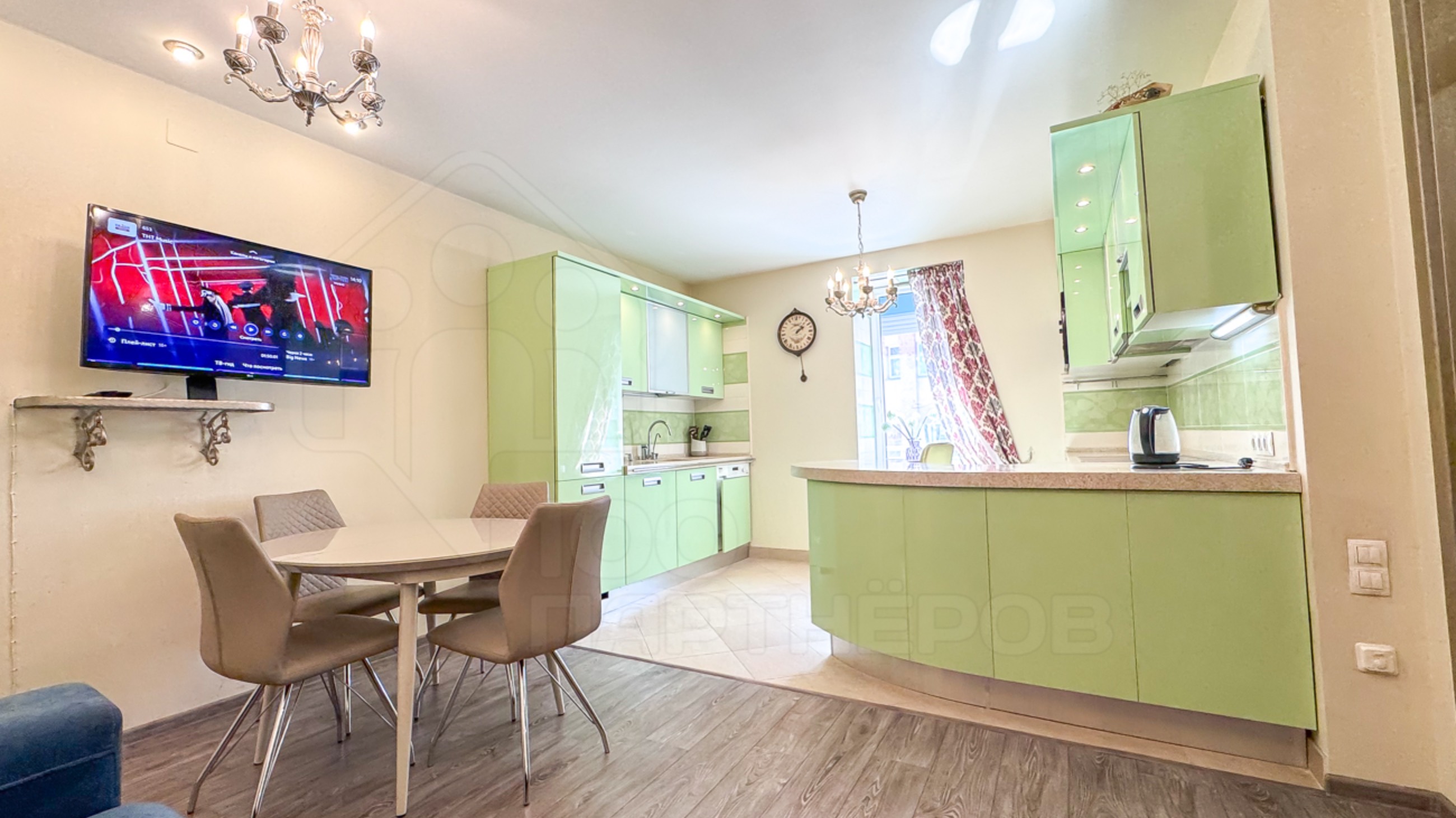 Рум-тур по 2-комнатной квартире на ул. Гидростроителей, 17 (аренда, Иркутск) смотреть онлайн