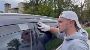 Видео установка 2Д дефлекторов окон / плоские ветровики на Chery Exeed VX / Иксиид ВХ