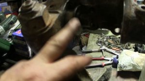 Исузу Форвард 6HH1 замена шкворня