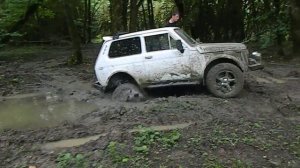 Сочи, НИВА, бездорожье. Путешествие на лебедке.