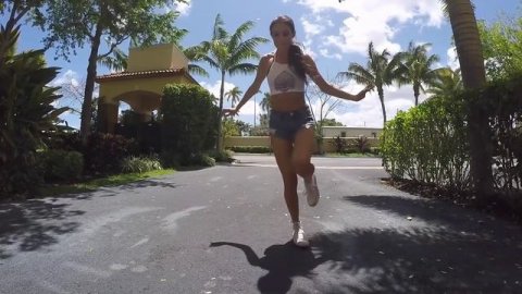 Umaro - Бомба (Remix)
Бомба (Remix)