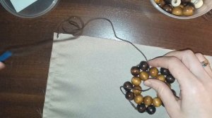 Мастер класс по плетению брелока на сумку из деревянных бусин 😄