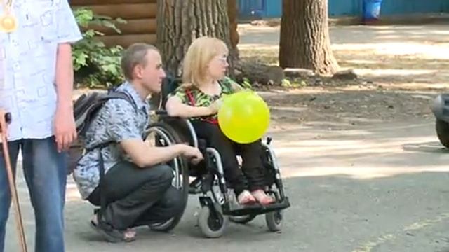 "Нас не догонят - 2015". В Пензе прошёл фестиваль активных инвалидов. смотреть онлайн