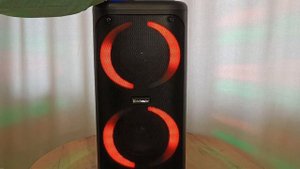Как звучит музыкальная колонка Defender Supernova. Живой звук и светомузыка в одном "стакане"
