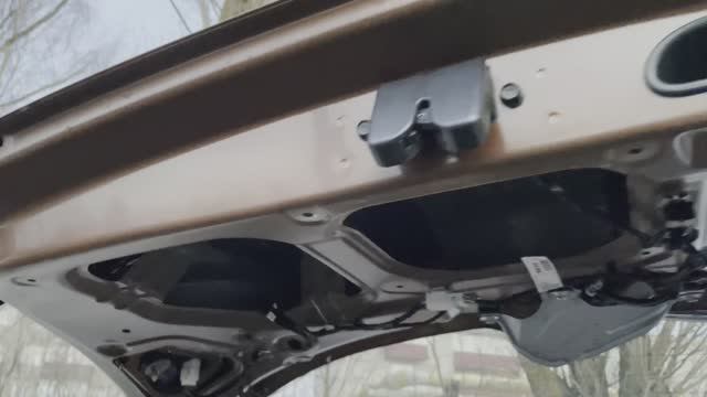 Хендай Крета проблемы с кнопкой багажника смотреть онлайн